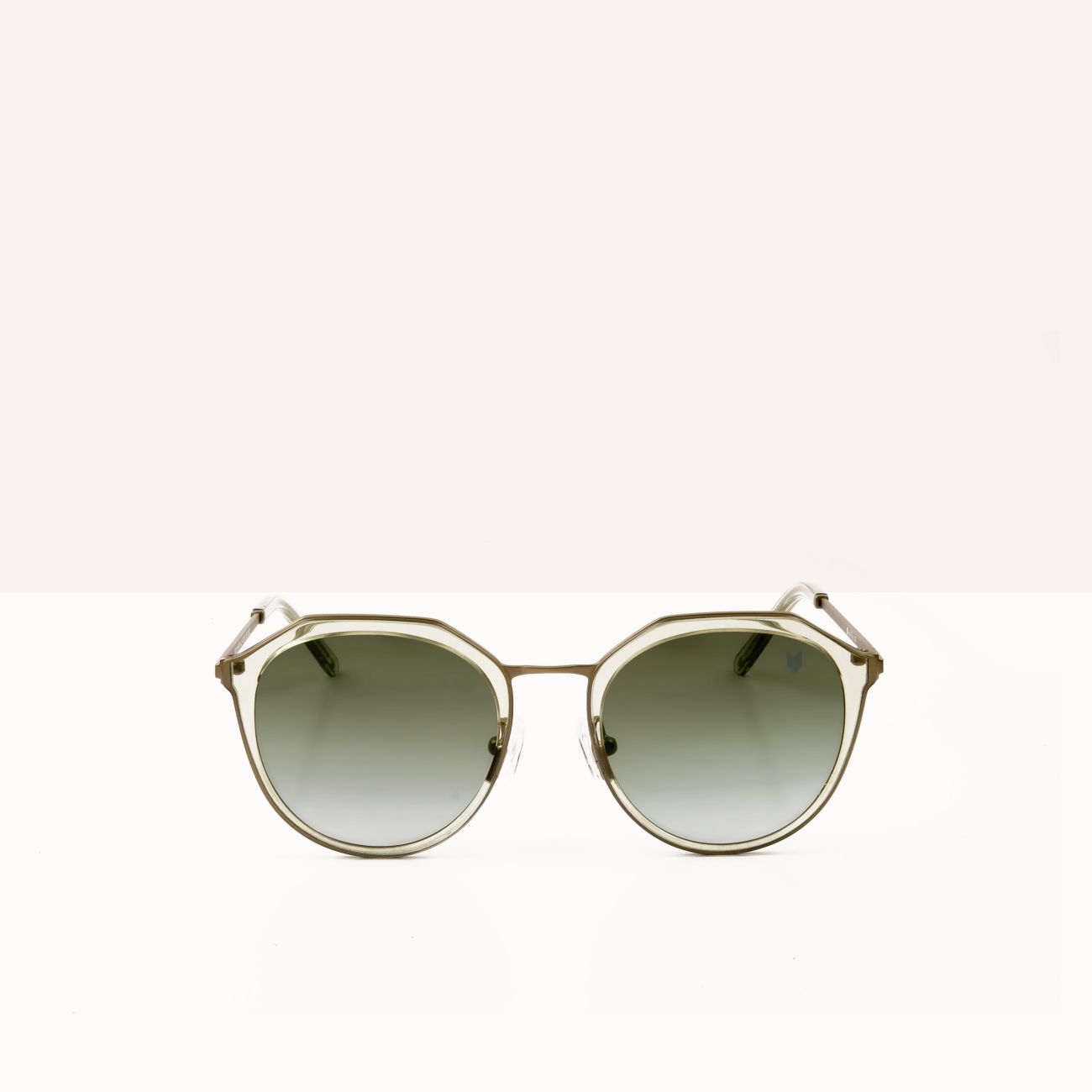 WF0742 COCOC01 1