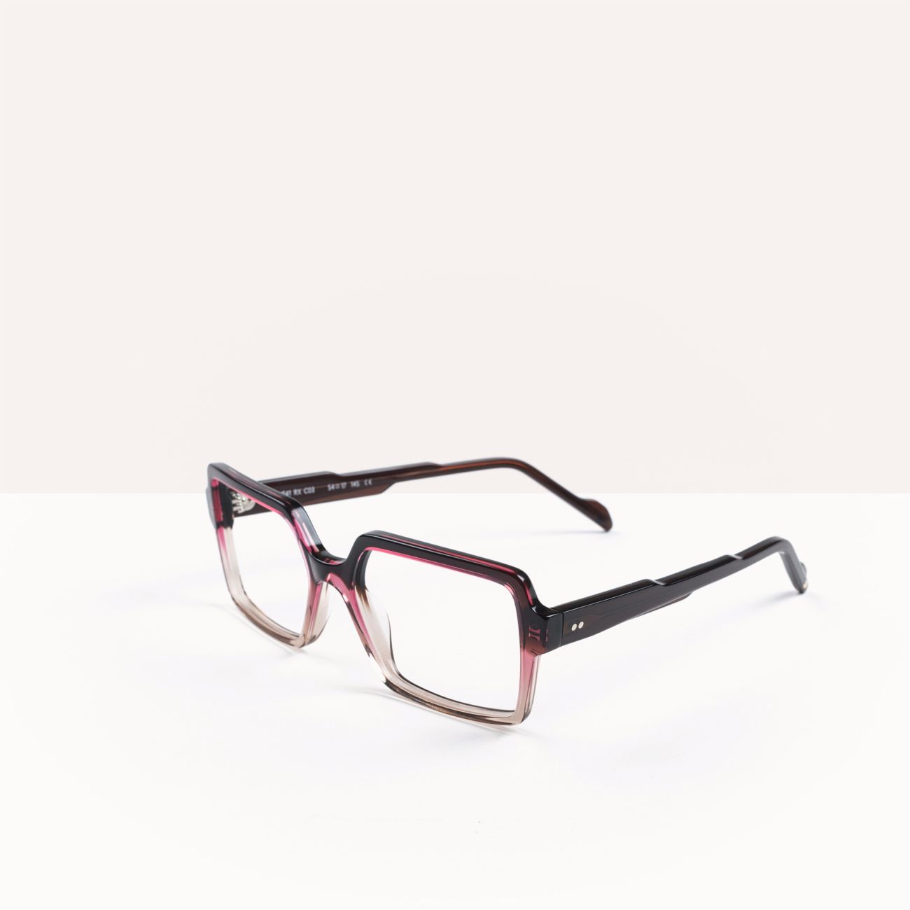 Wolfin Eleanor C03 side