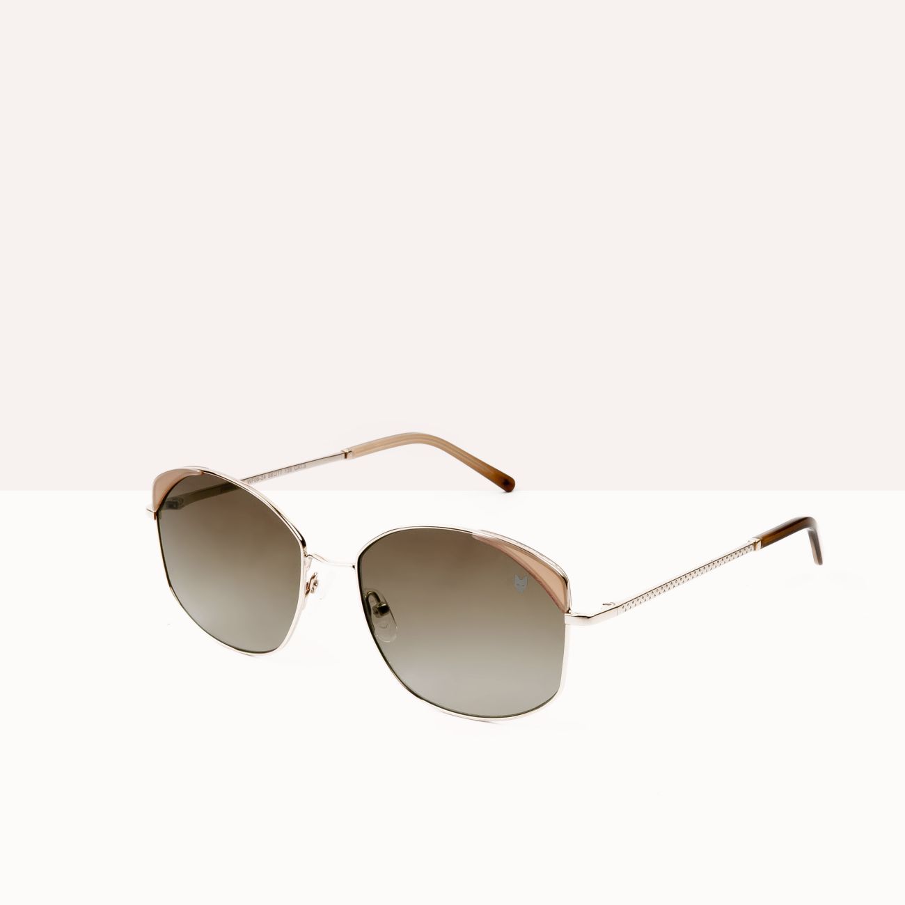 WF0624 EMMELINEC03 2
