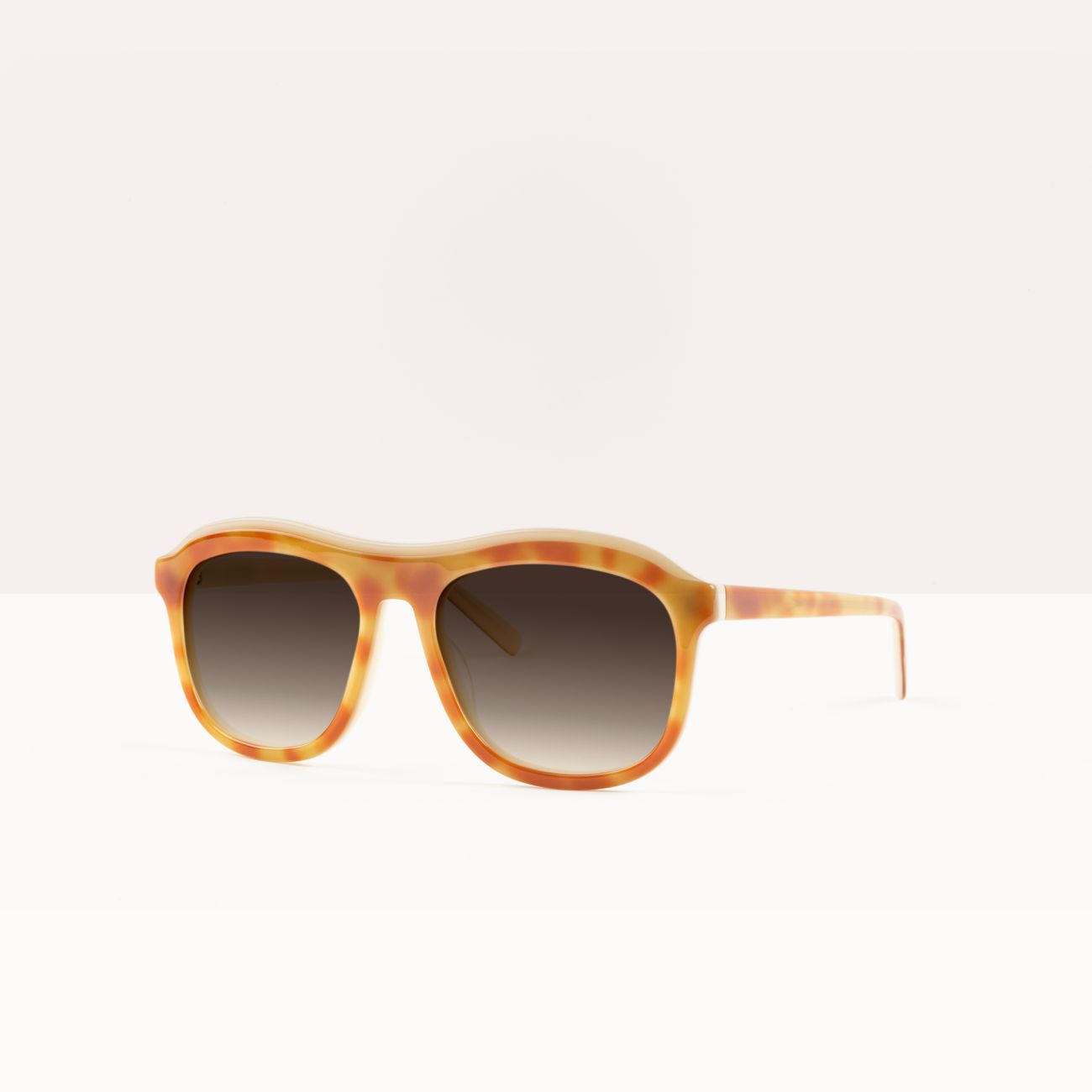 9 WF331 GILBERTC01 2