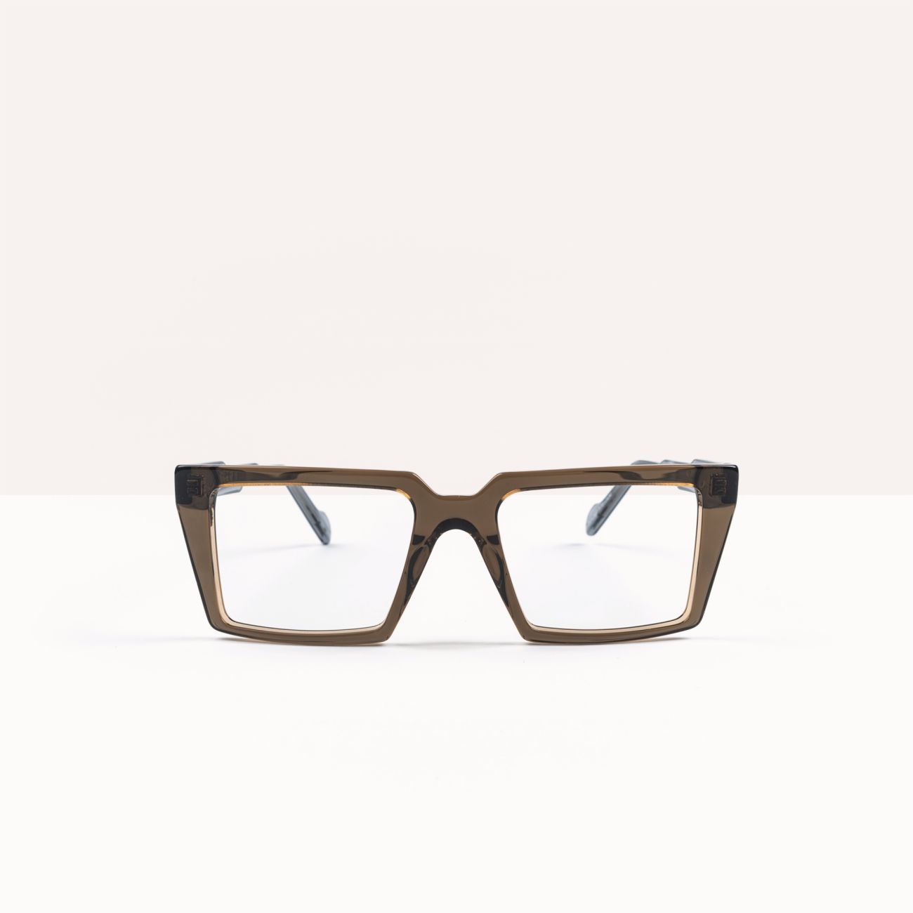 Wolfin Truman C03 front